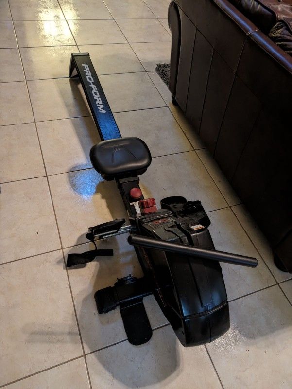 Pro Form 440R Rowing Machine