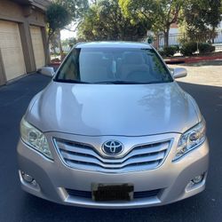 2010 Toyota Camry LE