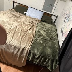 King Size Bed And Bedframe 