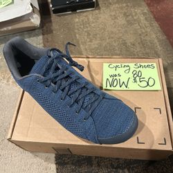 New  Cycling Shoes, Discounted Price