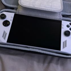 ROG ALLY 7” Gaming handheld 