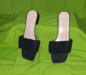 black  woman sandal