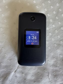 TCL Flip Go 4058 4058W 8GB GSM Factory Unlocked 4G LTE T-Mobile Flip Phone