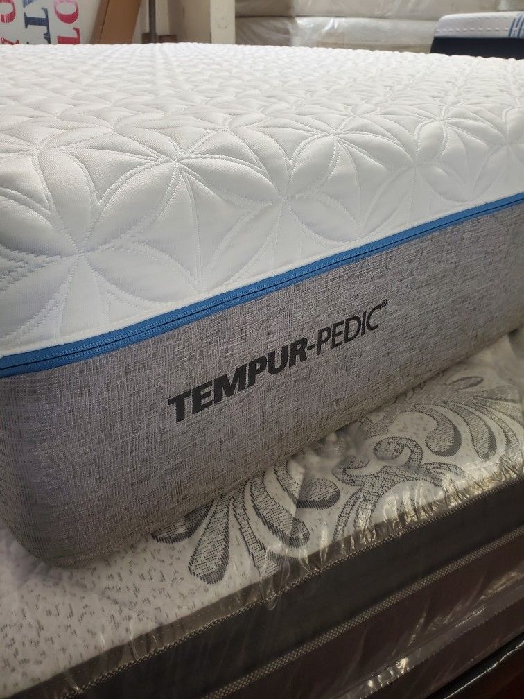 QUEEN SIZES MATTRESS MEMORY FOAM TEMPUR PEDIC