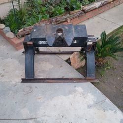 5th Wheel Hitch