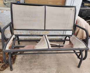 Free Metal Glider Bench Frame – Great DIY Project!