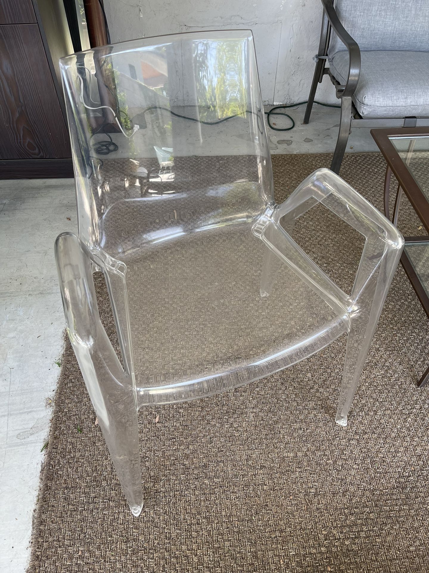 Arco Bellini Heller Transparent Chair