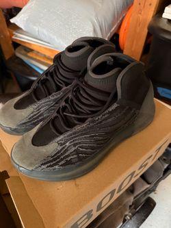 Yeezy QTNM Onyx