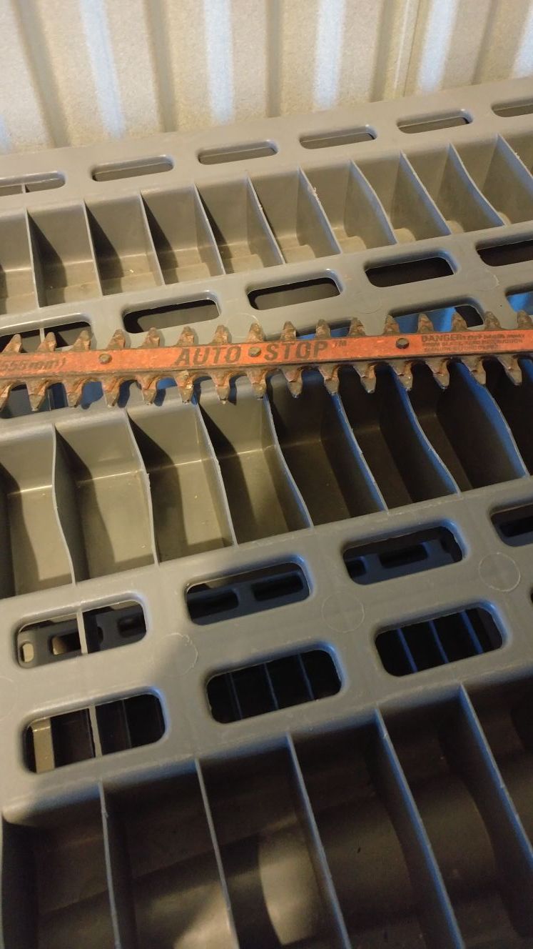 Auto stop trimmer black an decker