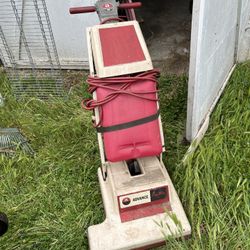 Commercial carpet Cleaner Carpetron