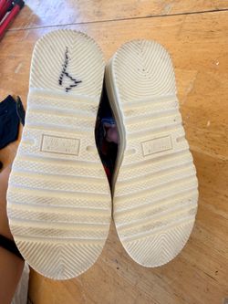 Huarache bordado de niña