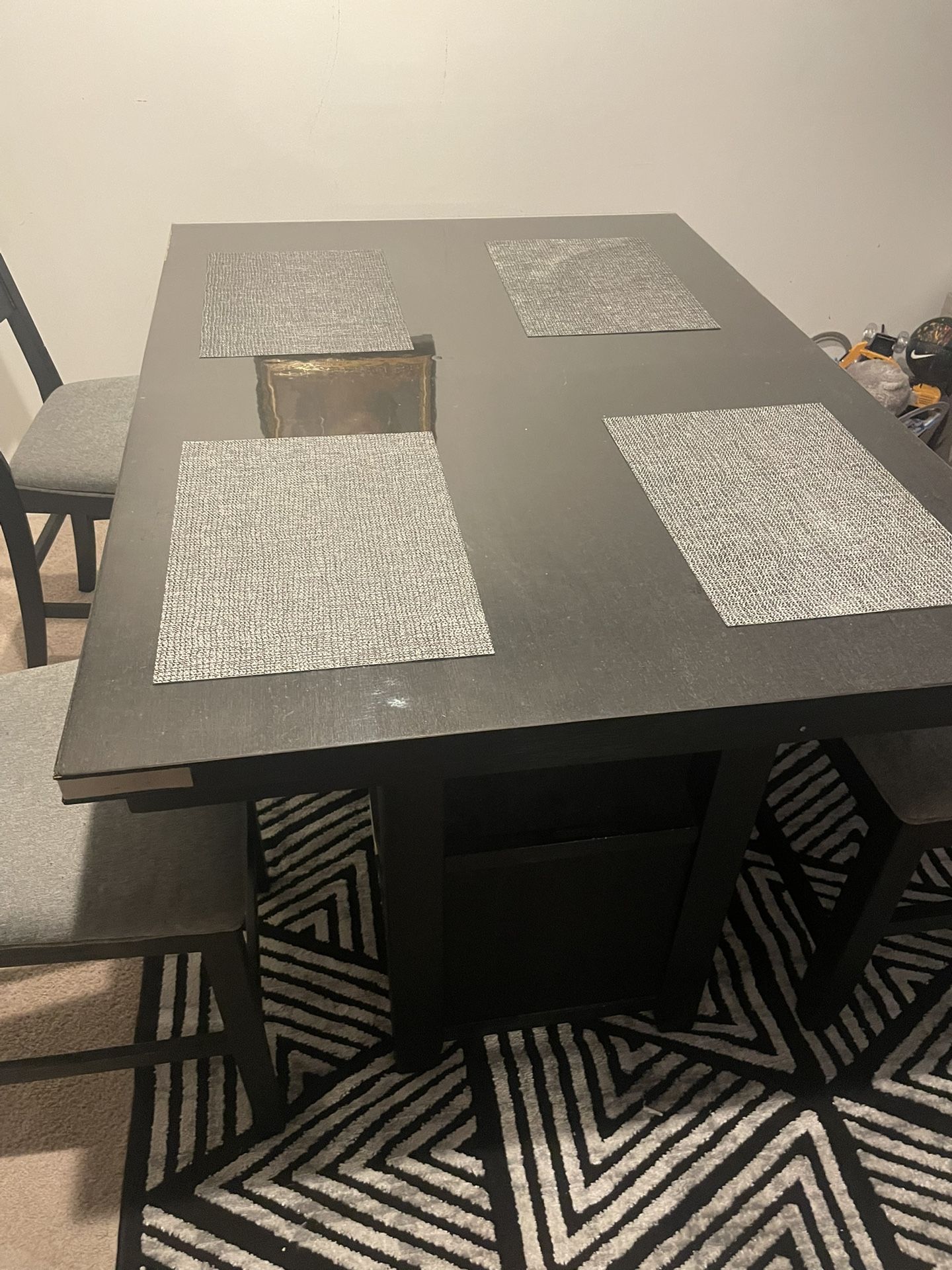 Black And Gray Counter Table Setting
