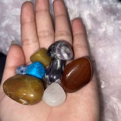 7 Crystal Stones 