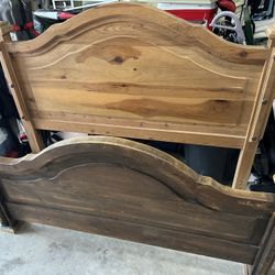 Headboard & Footboard (Queen) Wood Set