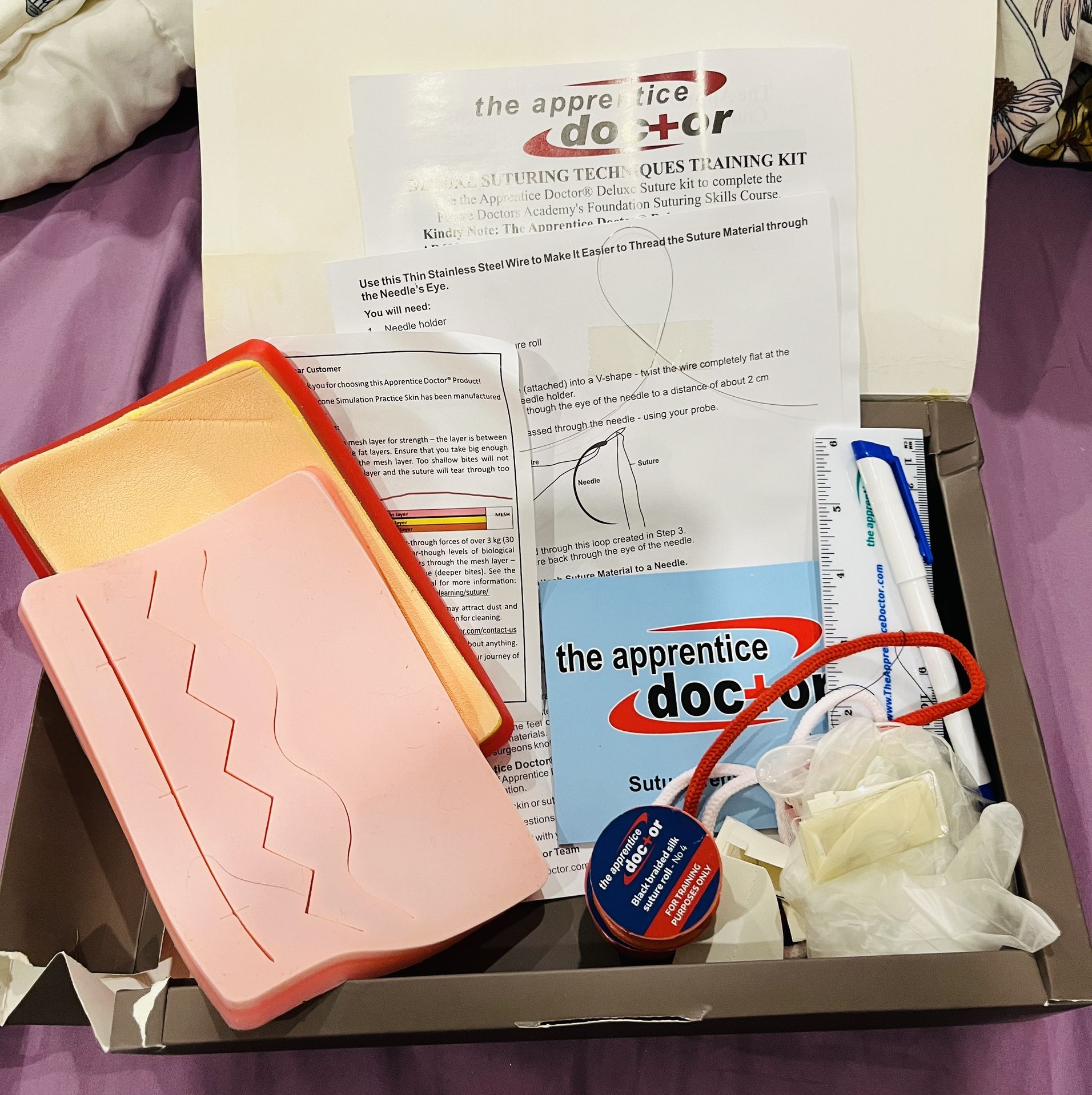 Deluxe Suture Practice Kit and Course