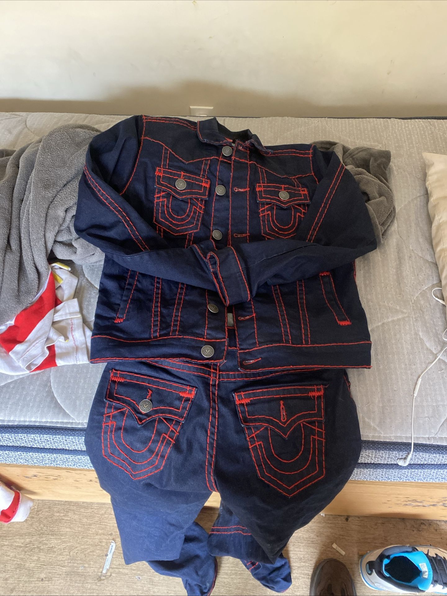 True religion Jean Jacket Comes With Matching Jeans