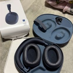 Sony Wh-1000cm6 ( Color Blue)