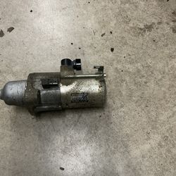 Starter motor Honda crv  1.5 L 2018-2020
