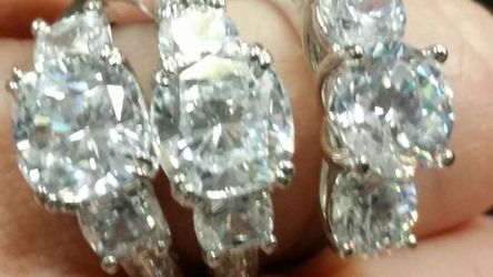 $315 4258 sand one size 7.925 sterling silver with CZ diamonds what you see for $315 brand new with tags