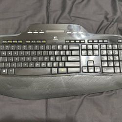 Logitech Wireless Keyboard MK700 