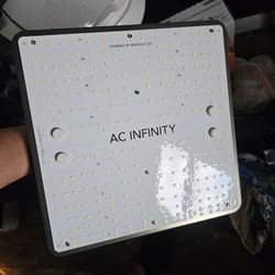 Infinity grow light