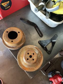 351 ford Windsor pulleys