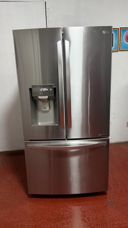 LG 3-door refrigerator with water and ice dispenser in perfect working condition. Dimensions: 35 3/4 (W) x 36 1/4 (D) x 69 (H). We offer home delivery
