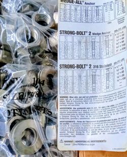 Simpson Strong-Bolt 2 Wedge Anchors 5/8" – Lot of 10