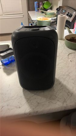 Selling Speaker Used Works Perfect Charger And Everything