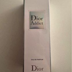 Dior Addict Eau Fraiche Perfume 