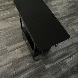  Table with Charging Station