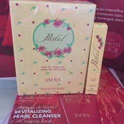 Pastel Y La Mini Y Un Sanitizer