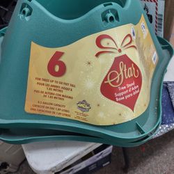 Christmas Tree Stand For Trees Up To 6 Ft Tall $5 Each