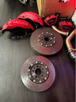 Rs8/urus carbon ceramic brake kit