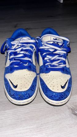 Jackie Robinson dunks