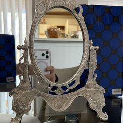 Mirror Set