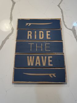 🌊 “Ride the Wave” Wooden Wall Art – Beach / Surf Décor 