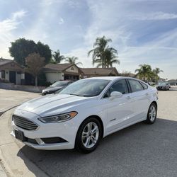 2018 Ford Fusion Hybrid SE