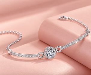 925 Sterling Silver Sparkling Halo Cubic Zirconia Bracelet for Women | Dainty CZ Crystal Bracelet | Elegant Feminine Jewelry | Gift for Her
