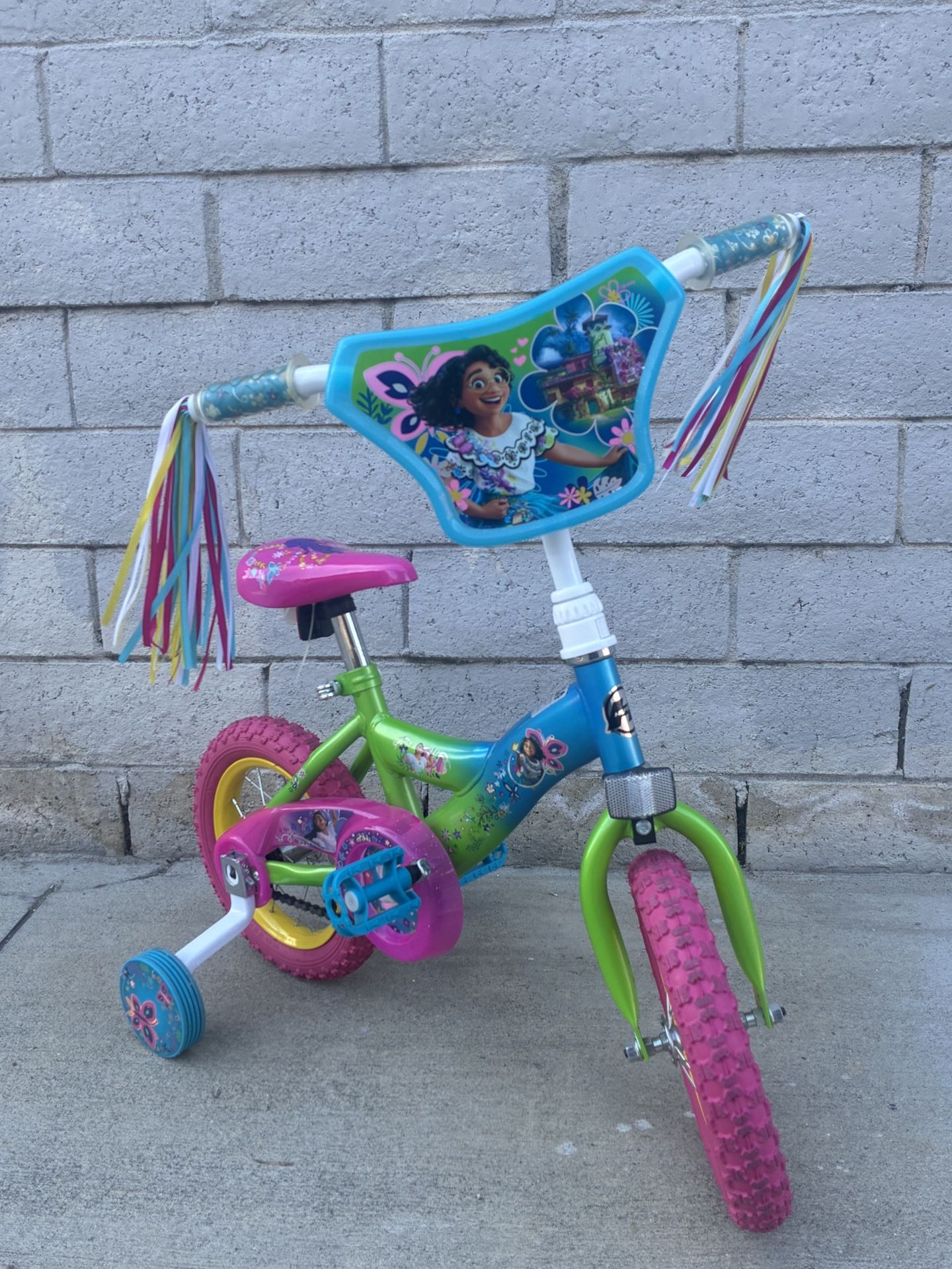 Disney Encanto Bike