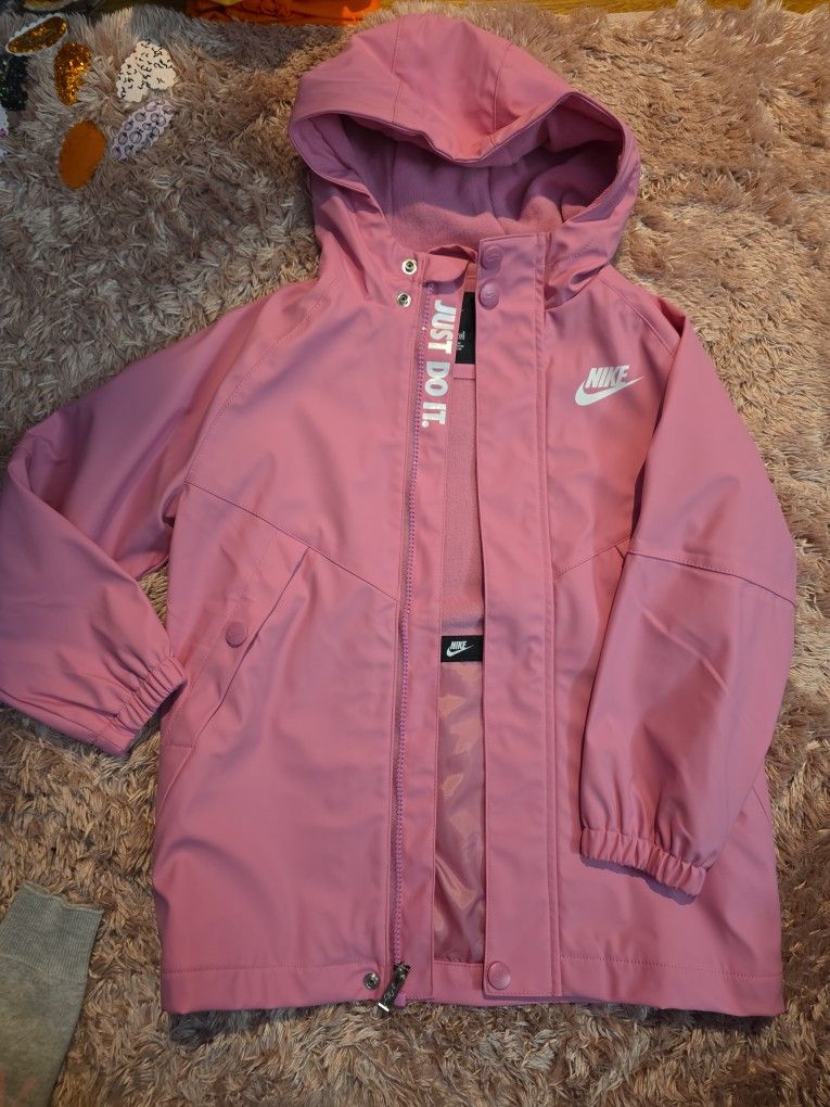 Girls NIKE RAIN JACKET Size 6-7