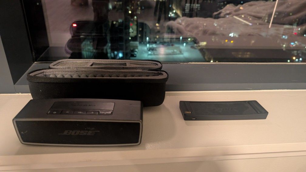 Bose Sound Mini Speaker 