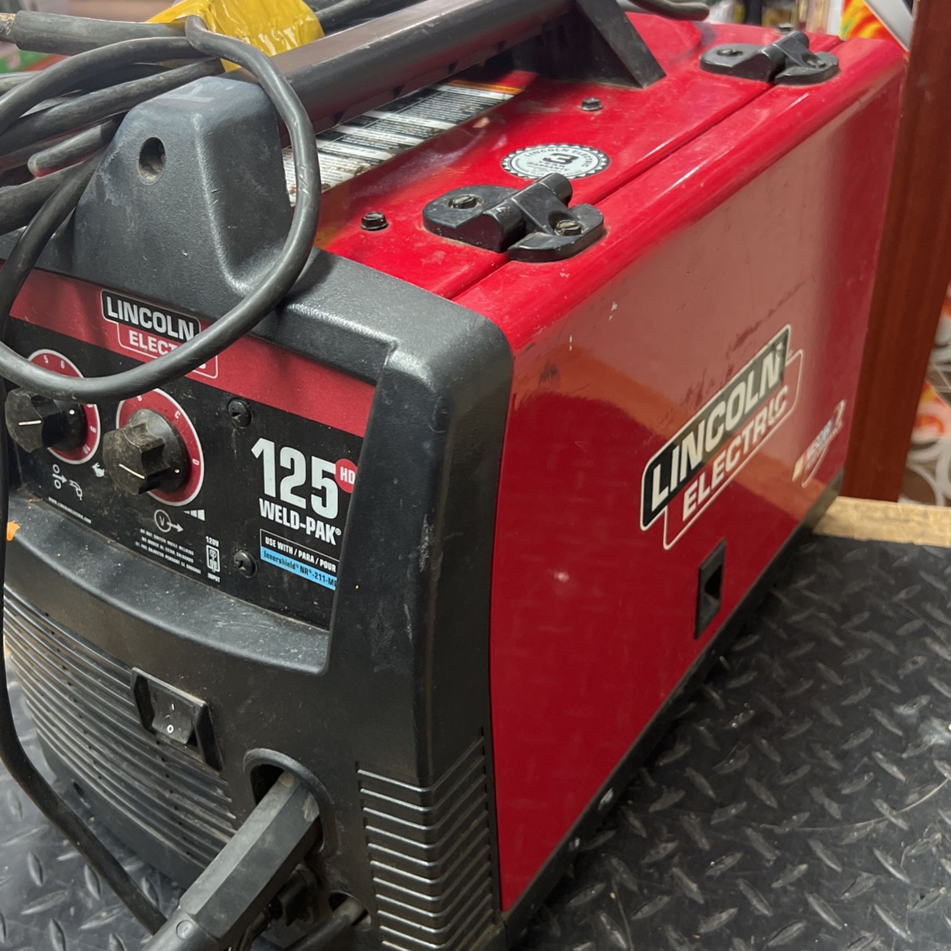 Lincoln Electric 125HD Weld Pak Welder for Sale in Phelan, CA OfferUp