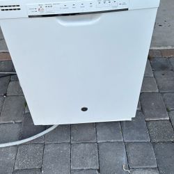 Dishwasher Machine