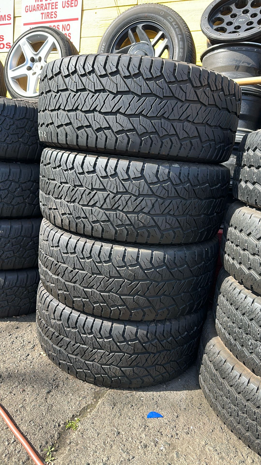 Used Tires 305/45/22
