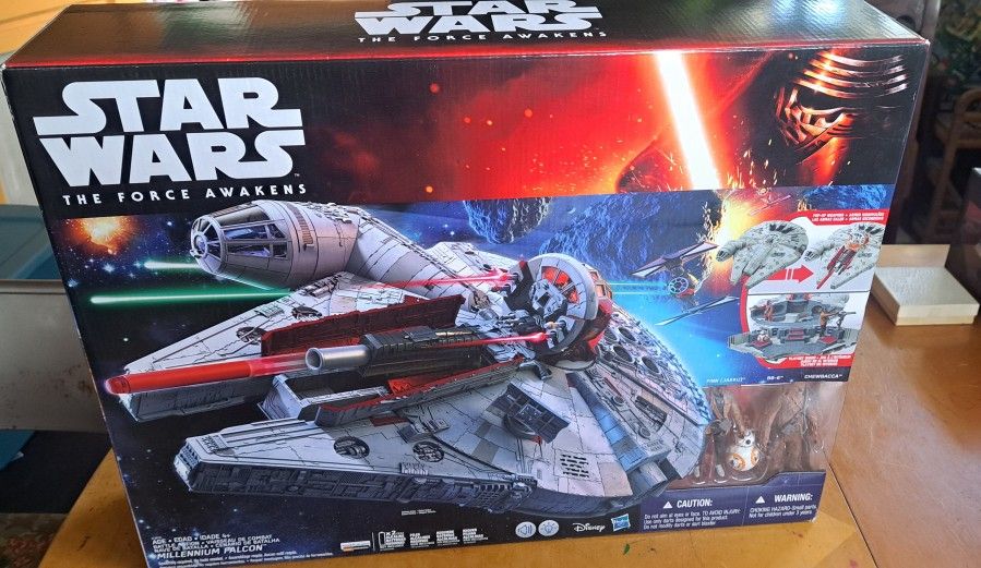 Star Wars Millenium Falcon