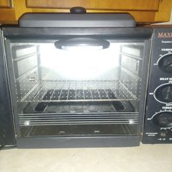 $50 Obo.. Maxi-matic Toaster Oven Broiler and Rotessiore 