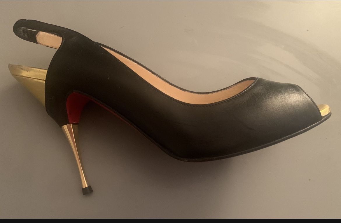 Christian Louboutin Heels Size 38