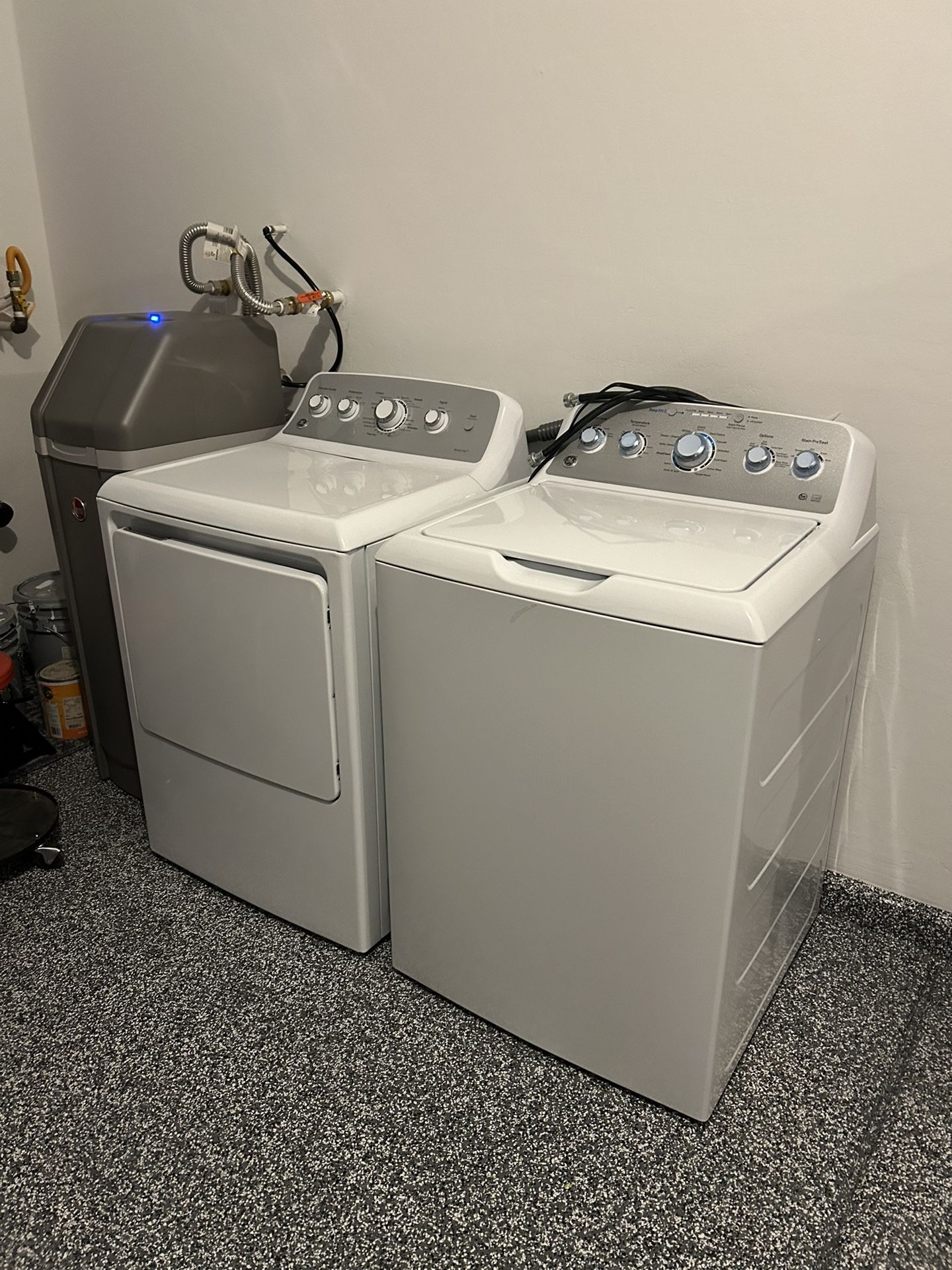 GE washer and dryer
