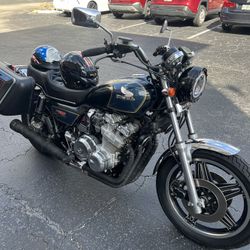 Honda Cb 900 Custom 